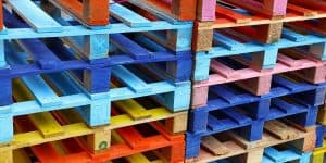 Read more about the article The safe handling of pallets